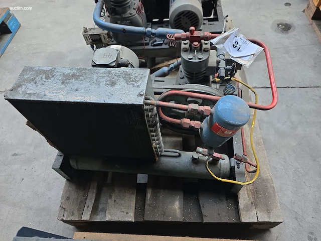 Condensing unit with open compressor bitzer v2... - afbeelding 1 van  3