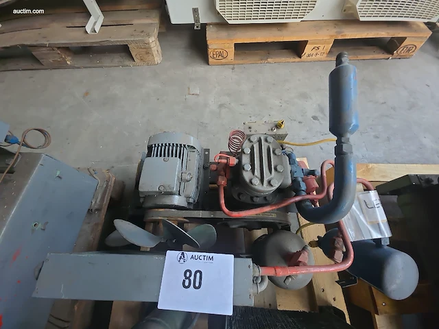 Condensing unit with open compressor bitzer... - afbeelding 2 van  4