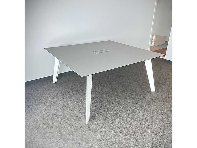 Conference table - afbeelding 2 van  6