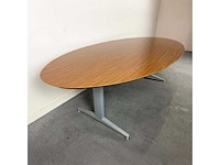 Conference table - afbeelding 3 van  5