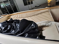 Consoleboot ace cruiser composiet van 1982, lengte 4,8m, 6 personen, 75pk 2-takt langstaart buitenmotor van 1989 van het merk mercury. de motor draait en koelt goed. onderhoud is aangewezen. benzineleidingen zijn verduurd waardoor ze lekken - afbeelding 12 van  35