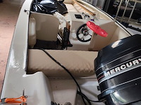Consoleboot ace cruiser composiet van 1982, lengte 4,8m, 6 personen, 75pk 2-takt langstaart buitenmotor van 1989 van het merk mercury. de motor draait en koelt goed. onderhoud is aangewezen. benzineleidingen zijn verduurd waardoor ze lekken - afbeelding 27 van  35