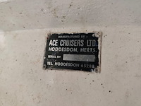 Consoleboot ace cruiser composiet van 1982, lengte 4,8m, 6 personen, 75pk 2-takt langstaart buitenmotor van 1989 van het merk mercury. de motor draait en koelt goed. onderhoud is aangewezen. benzineleidingen zijn verduurd waardoor ze lekken - afbeelding 35 van  35