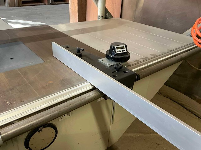 Constant philips 002.18p.001 formaatcirkelzaagmachine - afbeelding 2 van  13