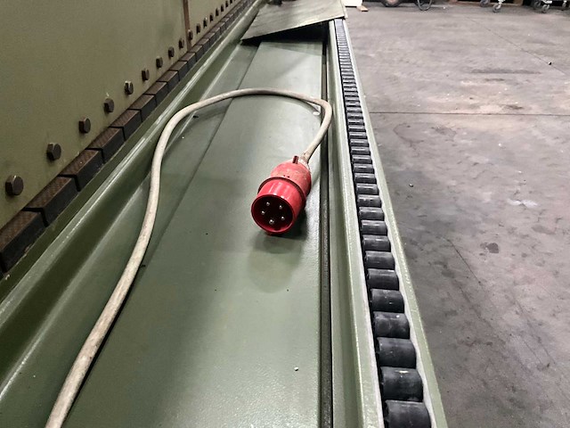 Constant philips holzher express 1434 kantenaanlijmer/kantenmachine - afbeelding 15 van  31