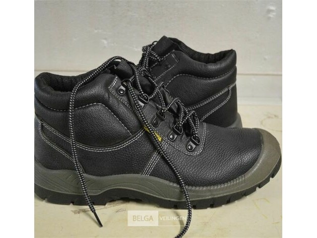 Consumentengoederen ii - lummen