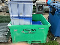 Container met 7 stapelkratten - afbeelding 1 van  1