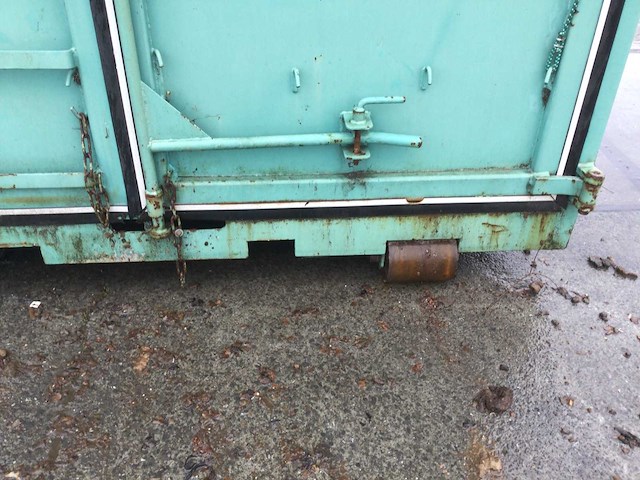 Container met bache - afbeelding 5 van  13