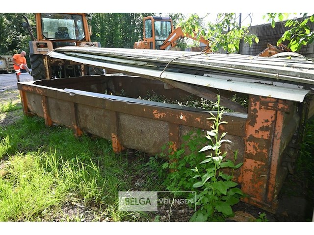 Container met inhoud - afbeelding 5 van  10