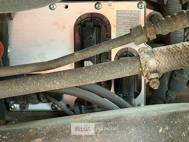 Container vrachtwagen mercedes - afbeelding 2 van  46