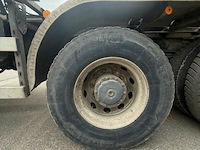 Container vrachtwagen mercedes - afbeelding 18 van  46