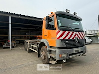 Container vrachtwagen mercedes - afbeelding 29 van  46