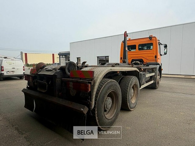 Container vrachtwagen mercedes - afbeelding 38 van  46