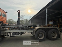 Container vrachtwagen mercedes - afbeelding 34 van  46