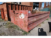 Container
