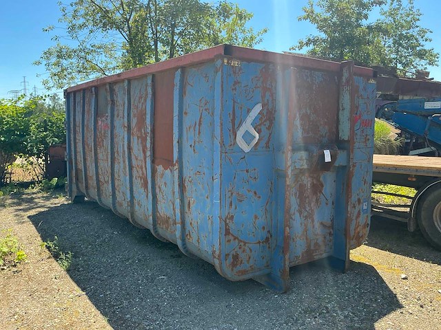 Container - afbeelding 1 van  8