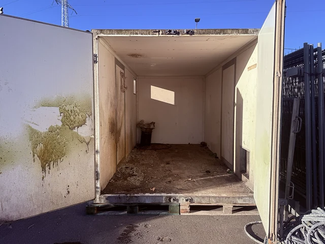 Container - afbeelding 4 van  8