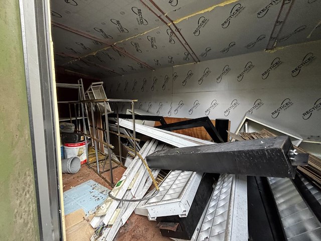 Container - afbeelding 3 van  3