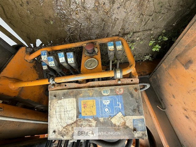 Containerkraan effer - afbeelding 21 van  21