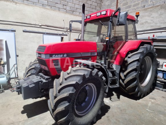 Containers, tractoren, gereedschap