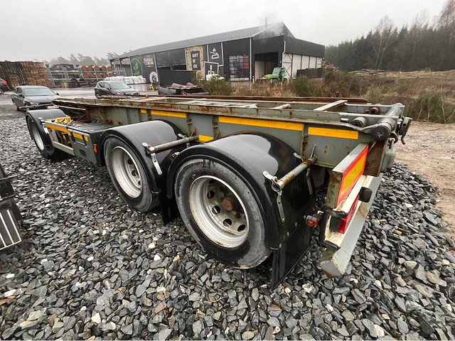 Containertrailer - afbeelding 21 van  27