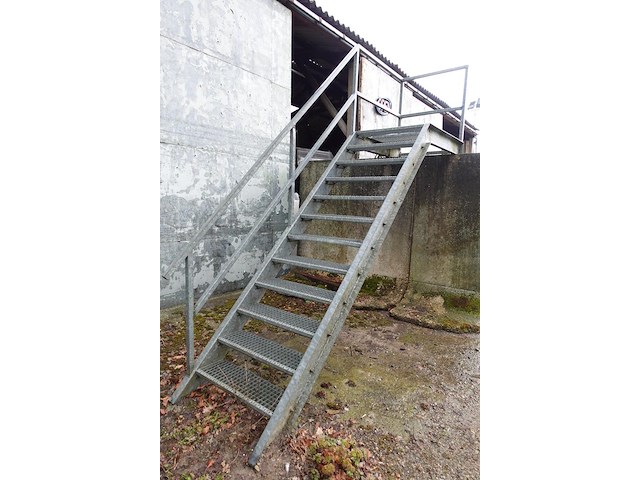 Containertrap - afbeelding 2 van  5