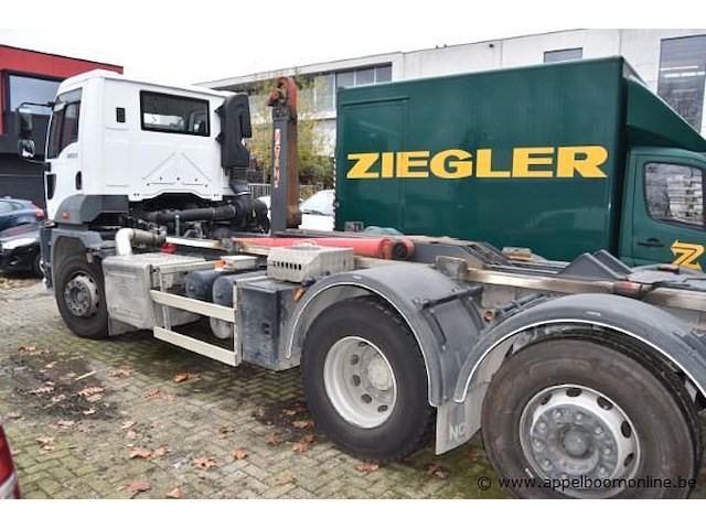 Containervrachtwagen ford, ford trucks chl1, datum eerste inschrijving 04/04/2023, nm0lkxtp6lnm94998, diesel, 8974cm³, 243kw, euro vi, 95186km - afbeelding 13 van  17