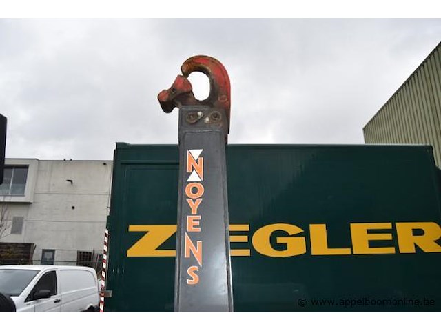 Containervrachtwagen ford, ford trucks chl1, datum eerste inschrijving 04/04/2023, nm0lkxtp6lnm94998, diesel, 8974cm³, 243kw, euro vi, 95186km - afbeelding 14 van  17