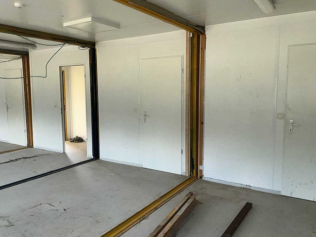 Containex - demontabele kantoorunit - removable office unit - afbeelding 6 van  12