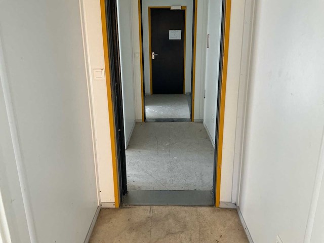 Containex 20ft demontabele kantoorunit (5x) - afbeelding 8 van  21