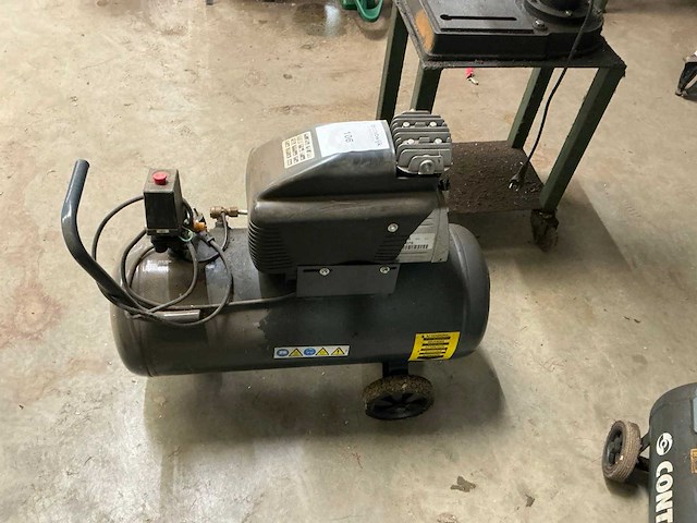 Contimac cm235/8/50w luchtcompressor - afbeelding 1 van  6