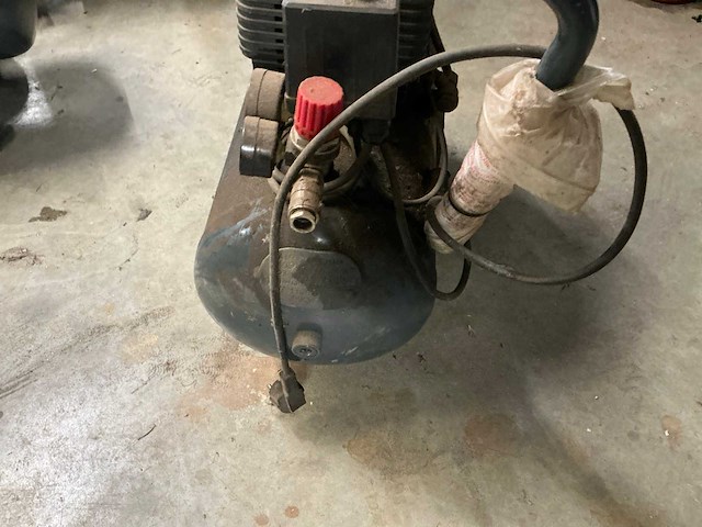 Contimac cm285/8/24w luchtcompressor - afbeelding 4 van  5