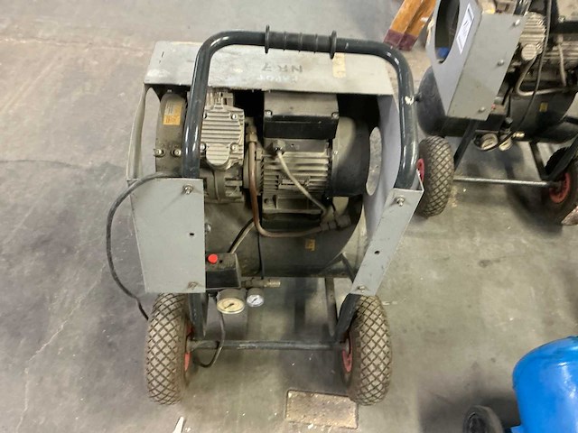 Contimac mobiele compressor - afbeelding 4 van  4
