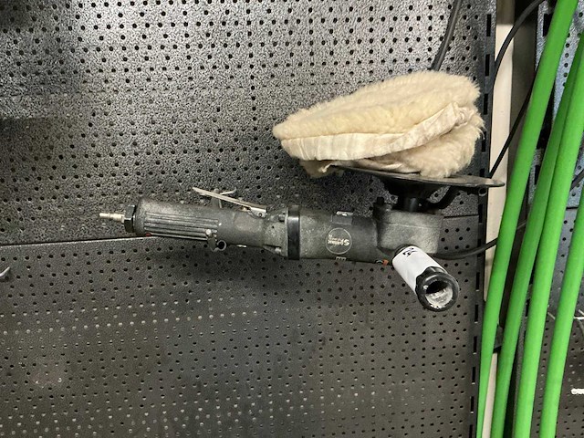 Contimac pneumatische polijstmachine - afbeelding 1 van  5
