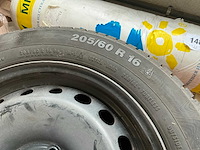 Continental contiwintercontact autoband voor renault scenic (4x) - afbeelding 3 van  5