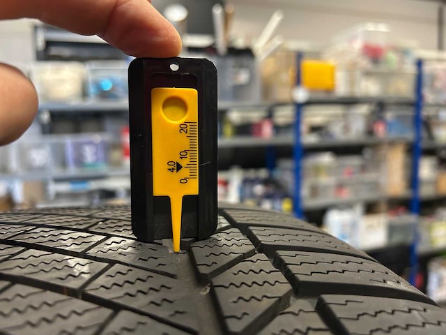 Continental contiwintercontact winterbanden + set velgen bmw x5 40d f15(2017) - afbeelding 3 van  16