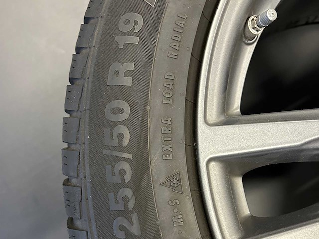 Continental contiwintercontact winterbanden + set velgen bmw x5 40d f15(2017) - afbeelding 6 van  16