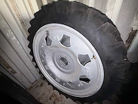 Continental farmer 9.5-42 22cm breedte met velg smalspoor banden (2x) - afbeelding 1 van  2