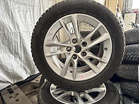 Continental winterbanden op velg - afbeelding 2 van  4