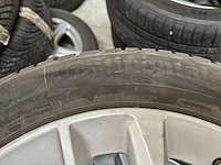Continental winterbanden op velg - afbeelding 3 van  4