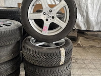 Continental winterbanden op velg
