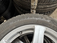 Continental winterbanden op velg - afbeelding 4 van  4