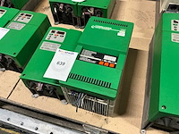 Control techniques commander frequentieregelaar (2x) - afbeelding 1 van  6