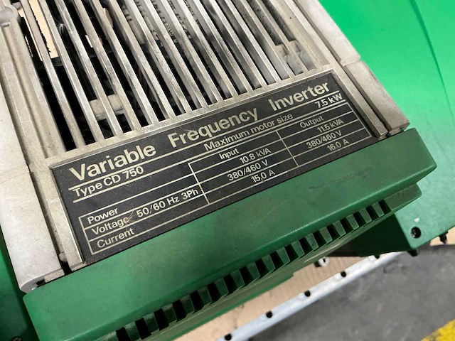 Control techniques commander frequentieregelaar (2x) - afbeelding 6 van  6