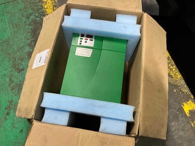 Control techniques commander se16t frequentieregelaar - afbeelding 1 van  4