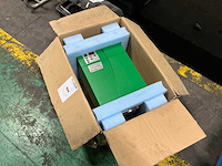 Control techniques commander se16t frequentieregelaar - afbeelding 2 van  4