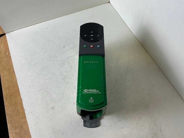Control techniques unidrive frequentieregelaar - afbeelding 2 van  6