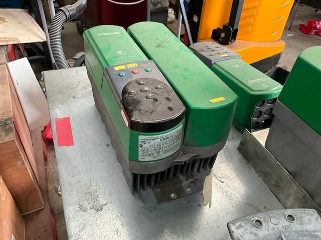 Control techniques unidrive frequentieregelaars (3x) - afbeelding 5 van  7