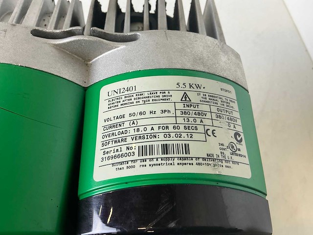 Control techniques unidrive uni2401 frequentieregelaar - afbeelding 5 van  5