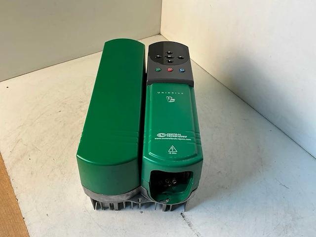 Controle technique unidrive uni1403 lft frequentieregelaar - afbeelding 2 van  4